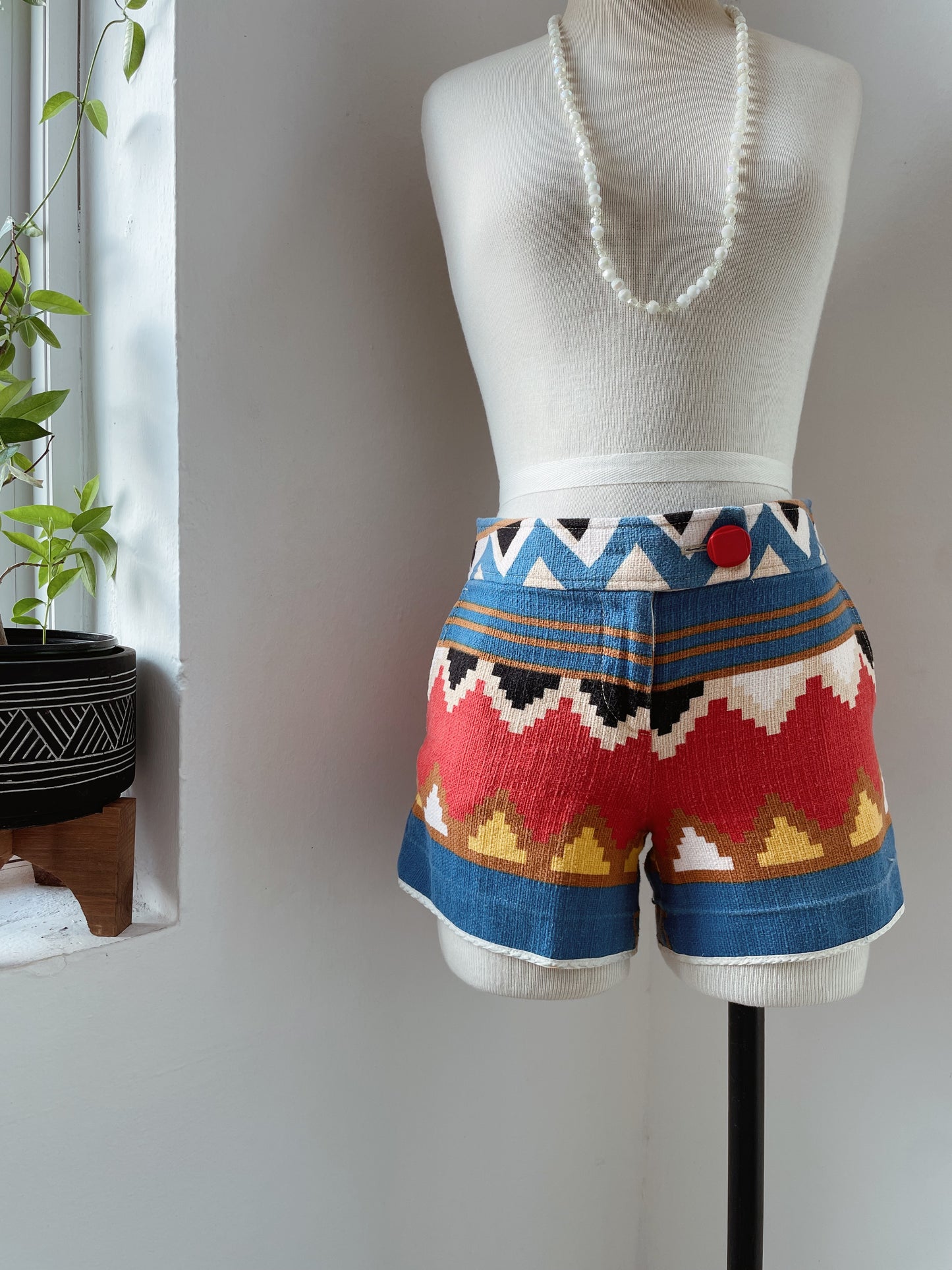 Linda Shorts